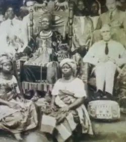 Ooni Adémilúyì and German explorer Leo Frobenius