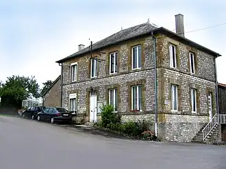The town hall in Sommerance