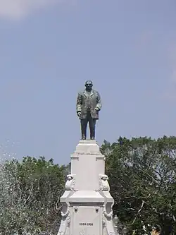 Statue of Luis Munoz Rivera is the centerpiece of Plaza Muñoz Rivera