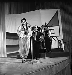 Mamula in 1962 at the Sijelo na vrelu Bosne TV show taping.