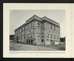 Picture of the Opera House from the early 1900's