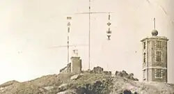 Signal Hill Tower and the timeball before the additional storey was added.