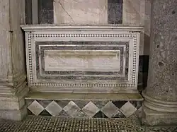 Tomb of Bishop Ranieri (d. 1113)