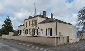 Town hall of Verneuil-Moustiers