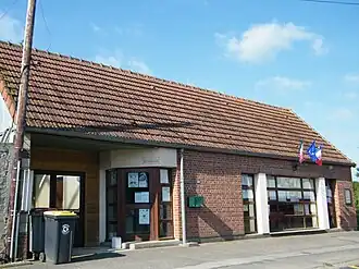 The town hall in Villers-Campsart