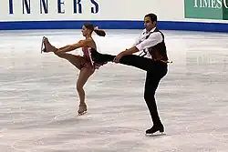Side by side shotgun spins (Tiffany Vise & Derek Trent)