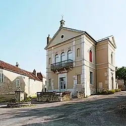 The town hall in Viserny
