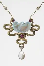 Cygne et Serpents ("Swan and Serpents"), pendant by Wolfers (1899–1900)